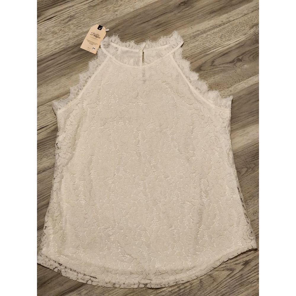 NWT Berryou Frayed Lace Tank Size L
